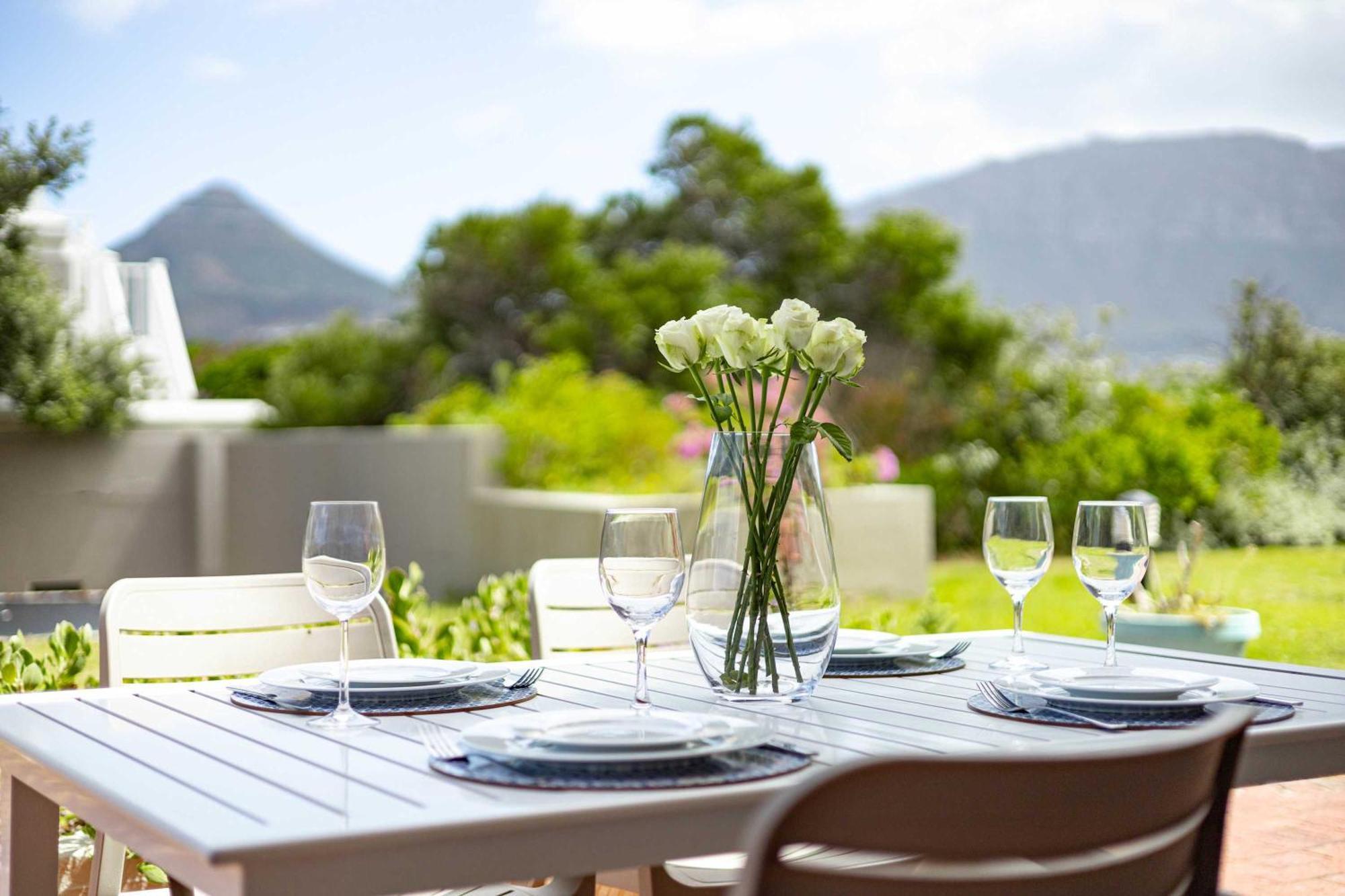 3 Bedroom Family Beach Club, Houtbay, Cape Town, South Africa *