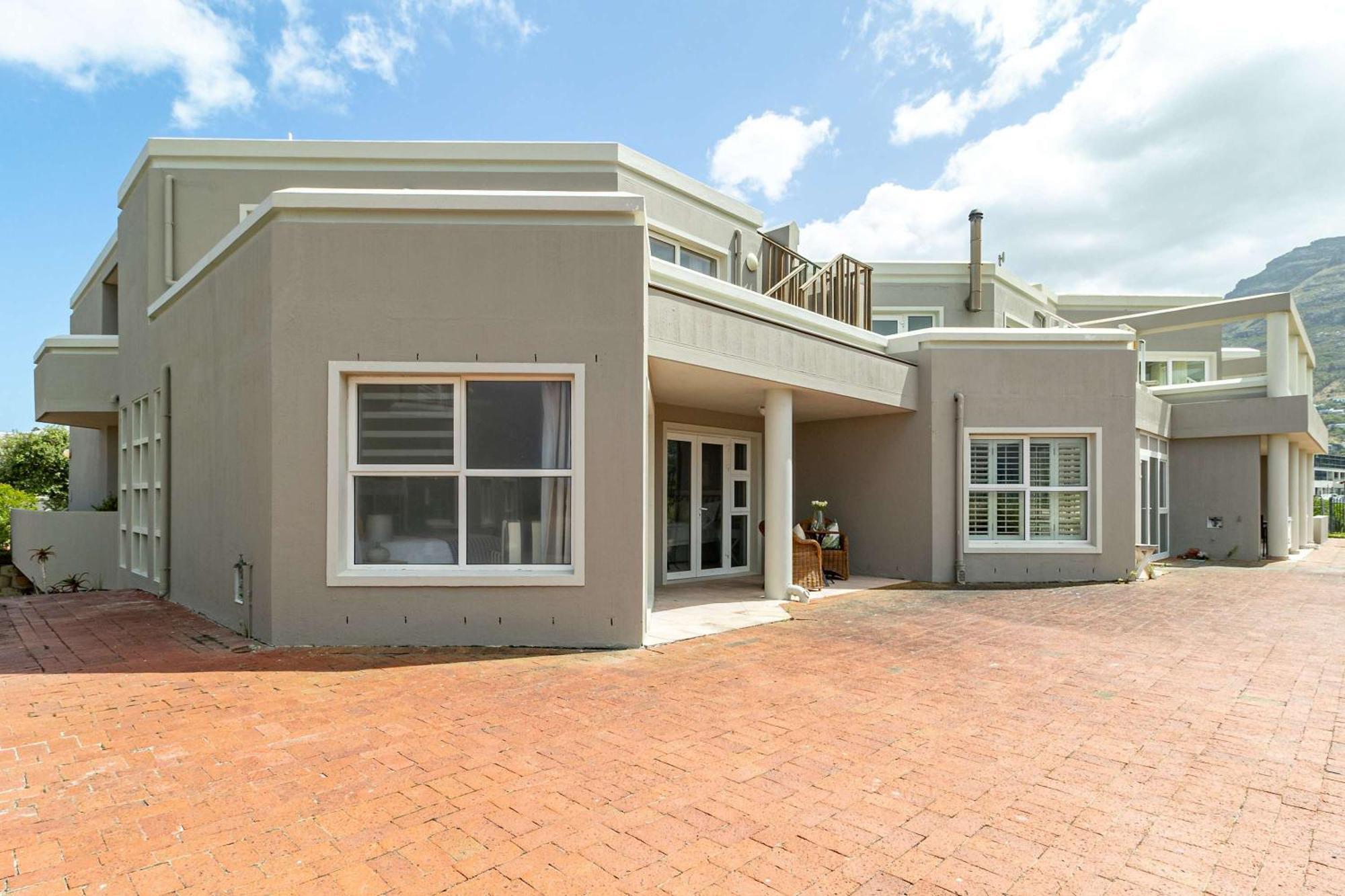 3 Bedroom Family Beach Club, Houtbay, Cape Town, South Africa Cape Town