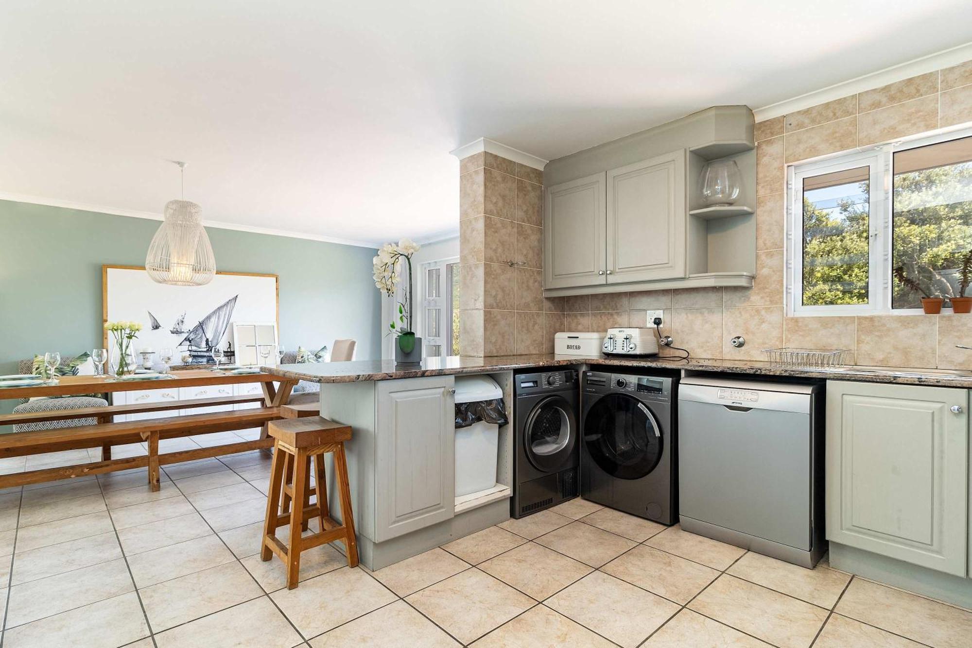 3 Bedroom Family Beach Club, Houtbay, Cape Town, South Africa Cape Town